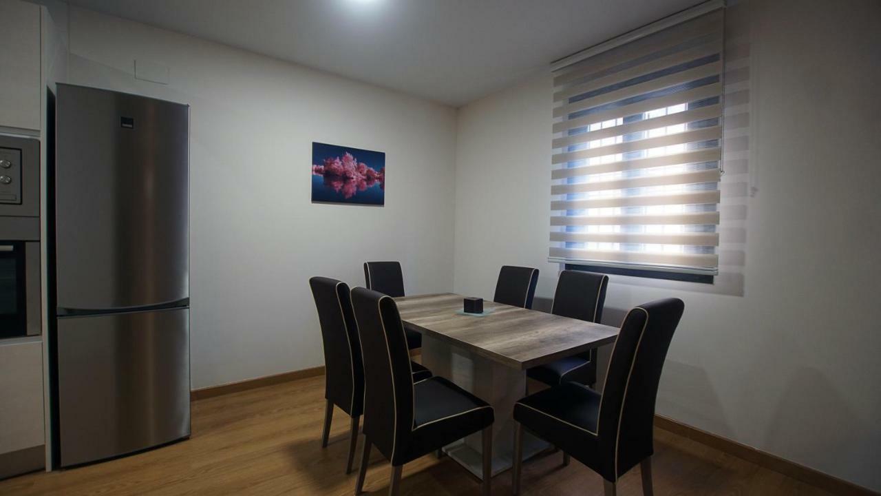 Apartamento Con Garaje, El Barco Toledo Bagian luar foto